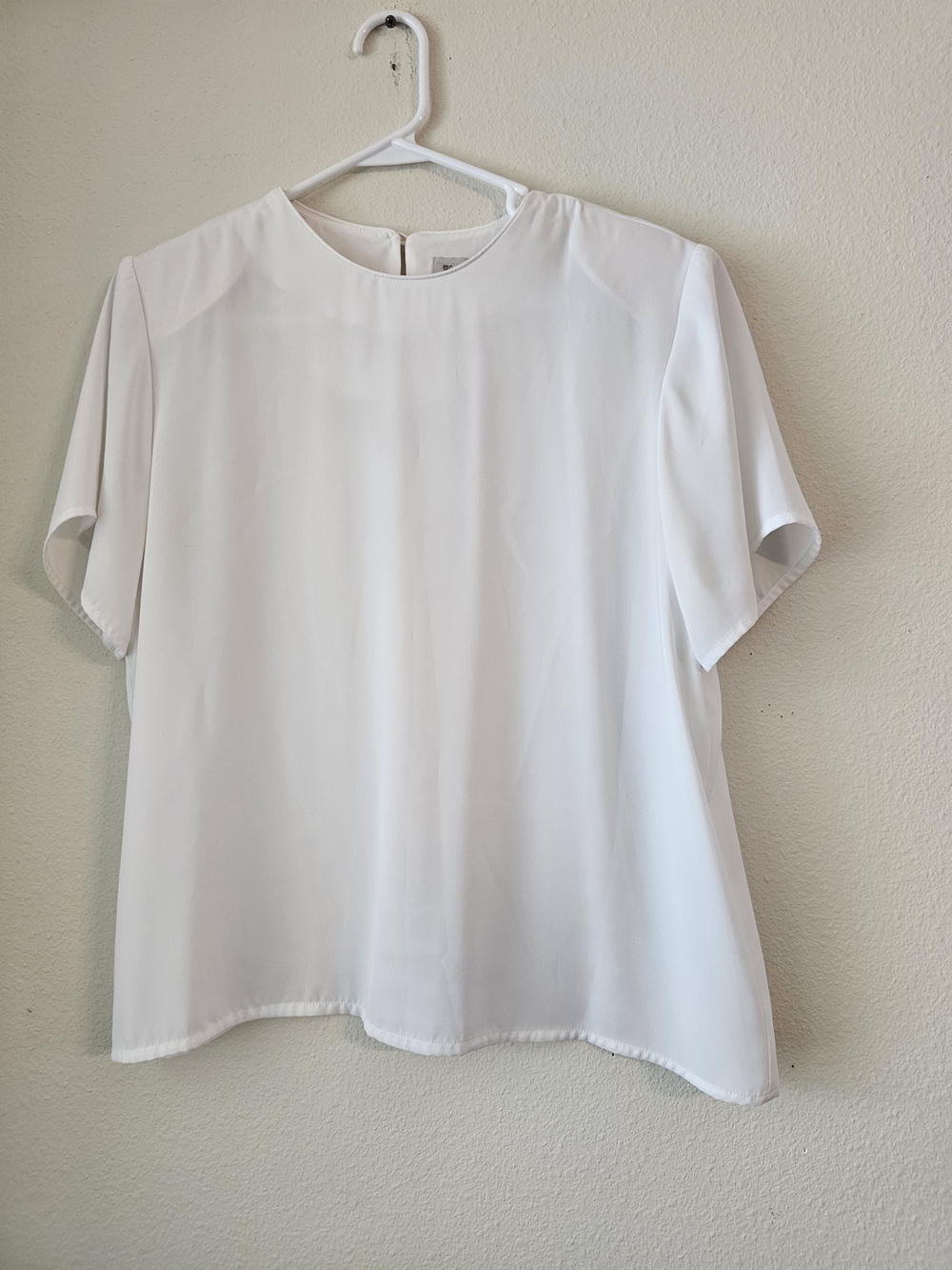 dressbarn White Short-Sleeve Crewneck Blouse